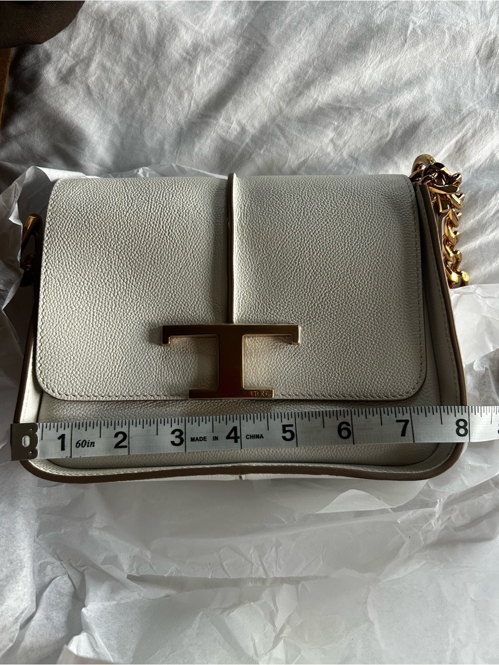 TOD'S White Leather Shoulder Bag with Gold T-Logo and Chain - Picture 6 of 9